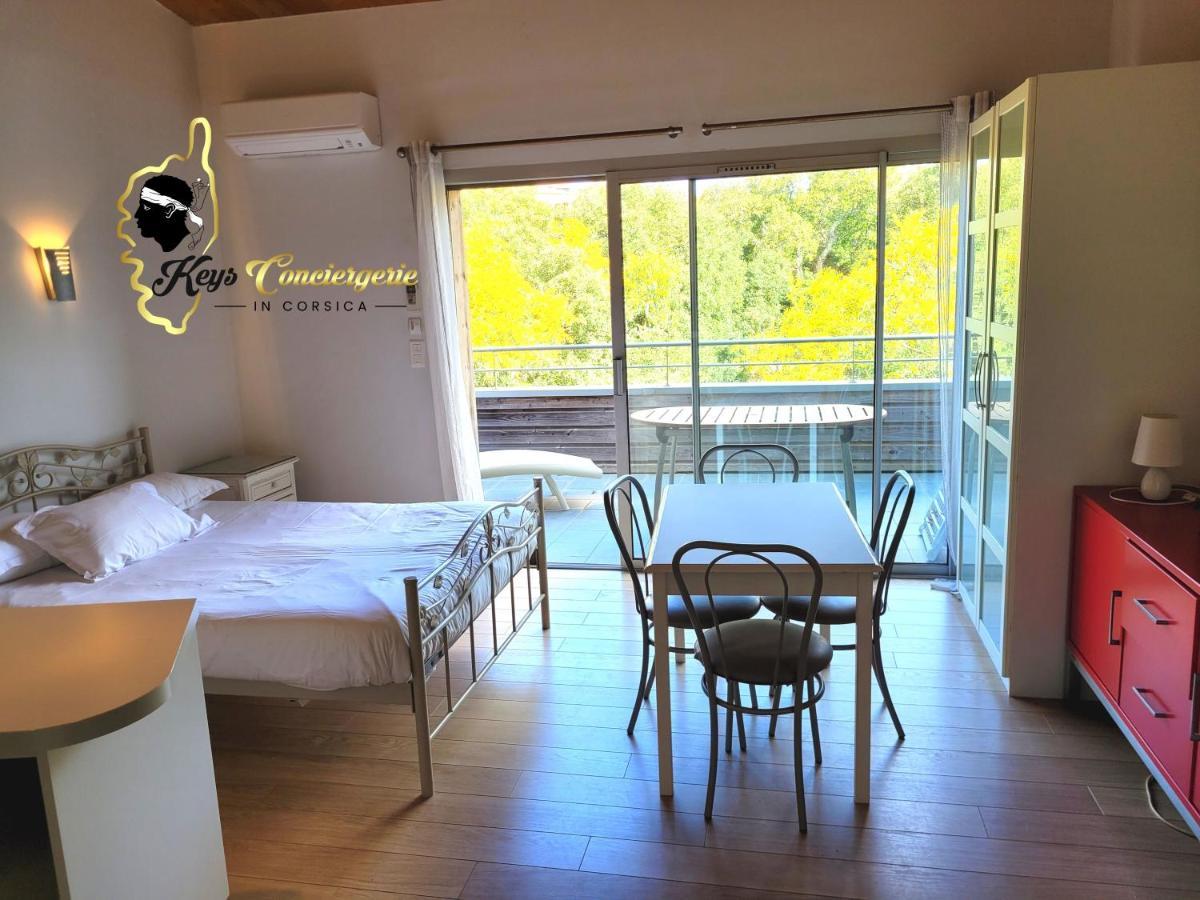 Studio 4 Pers Piscine Chauffee Acces A Pied A La Plage Santa Giulia Πόρτο Βέκιο Εξωτερικό φωτογραφία